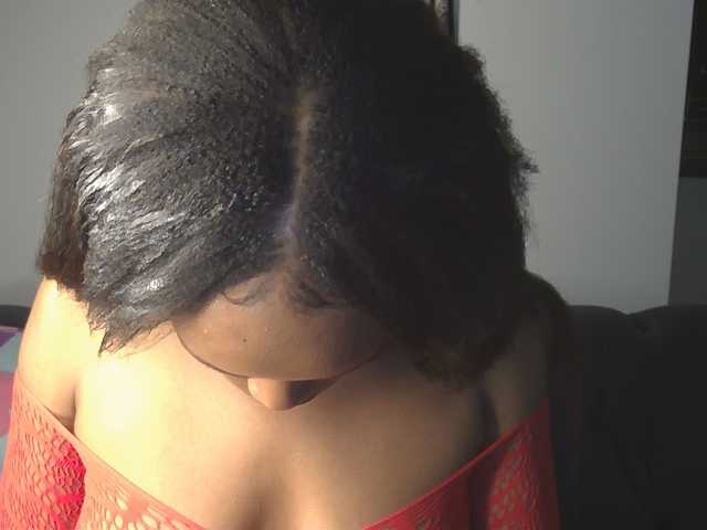 SexyBaddie live cam on BongaCams