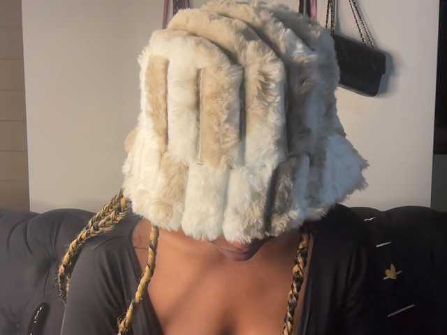 SexyBaddie live cam on BongaCams