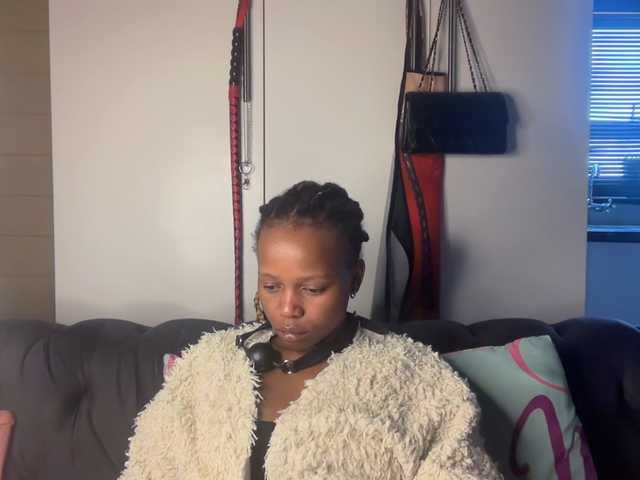 SexyBaddie live cam on BongaCams