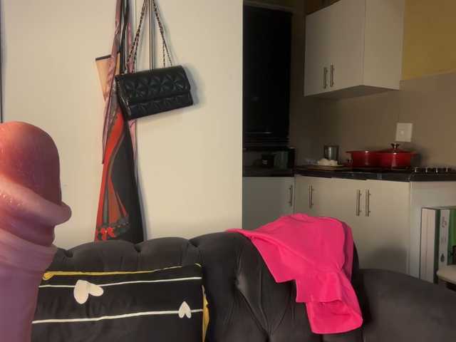 SexyBaddie live cam on BongaCams