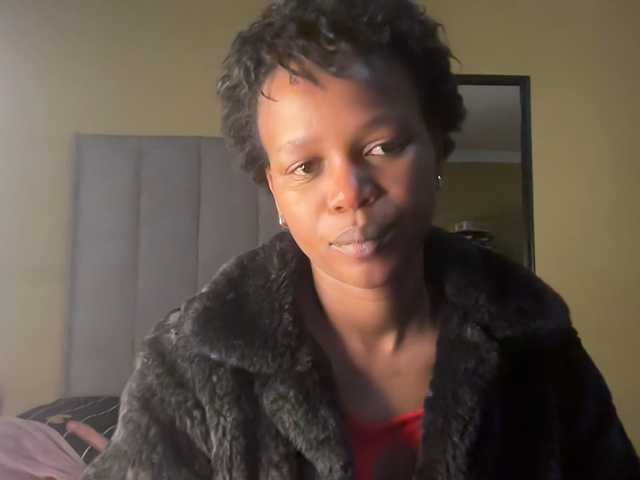 SexyBaddie live cam on BongaCams