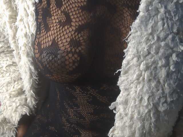 SexyBaddie live cam on BongaCams