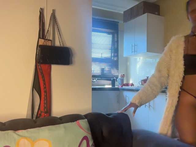 SexyBaddie live webcam show