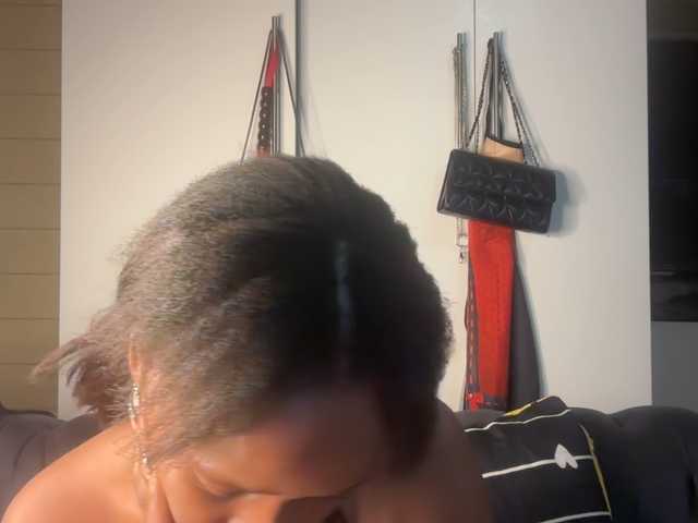 SexyBaddie live cam on BongaCams