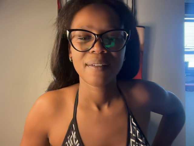 Sexyasszeee live cam preview