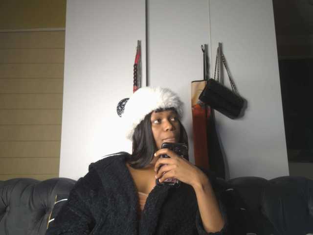 SexyBaddie live cam on BongaCams