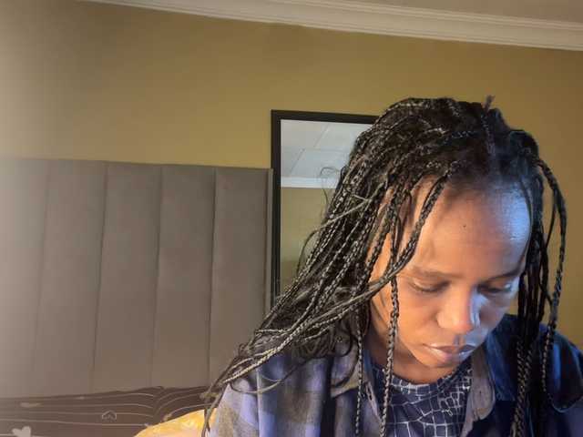 SexyBaddie live cam on BongaCams