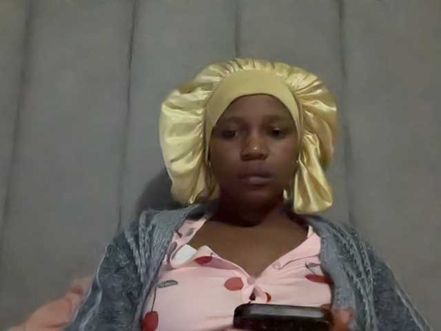 SexyBaddie live cam on BongaCams