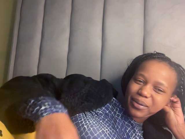 SexyBaddie live cam on BongaCams