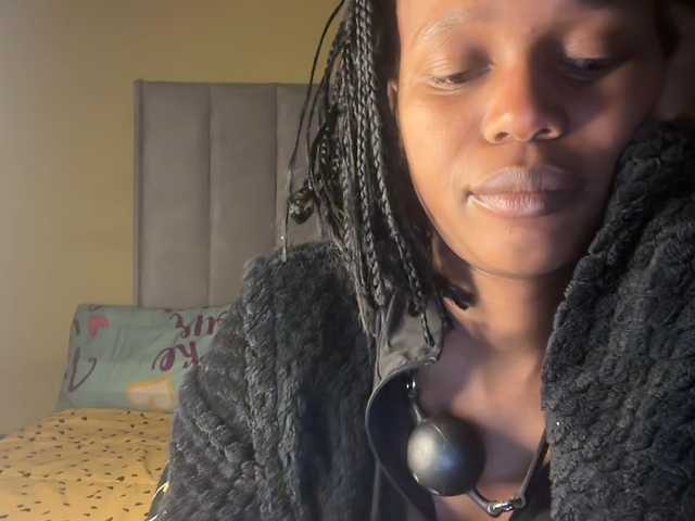 SexyBaddie Live Cam on BongaCams