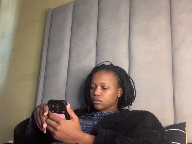 SexyBaddie live cam on BongaCams