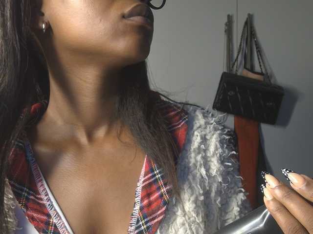 SexyBaddie