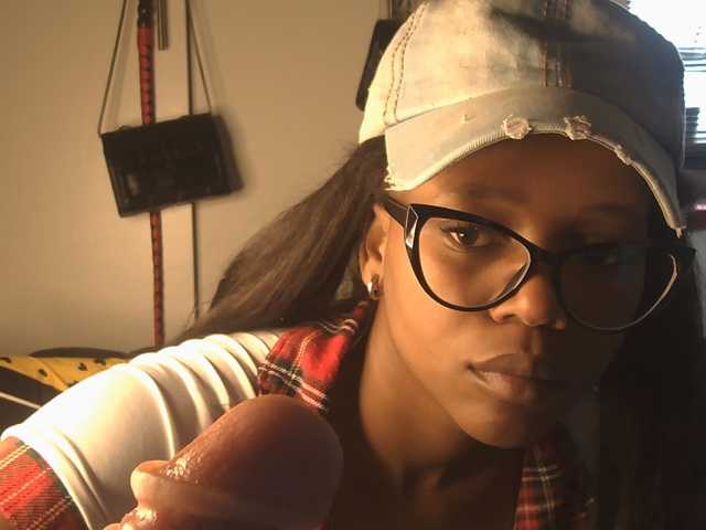 SexyBaddie live cam on BongaCams