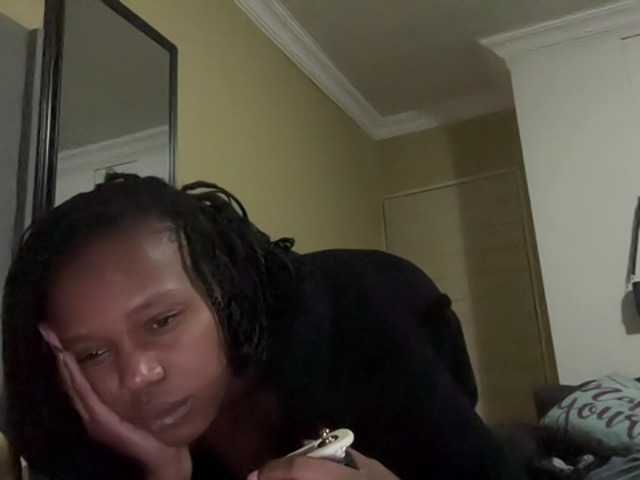 SexyBaddie live cam on BongaCams