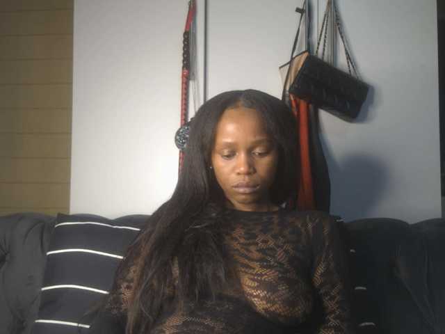 SexyBaddie live cam on BongaCams