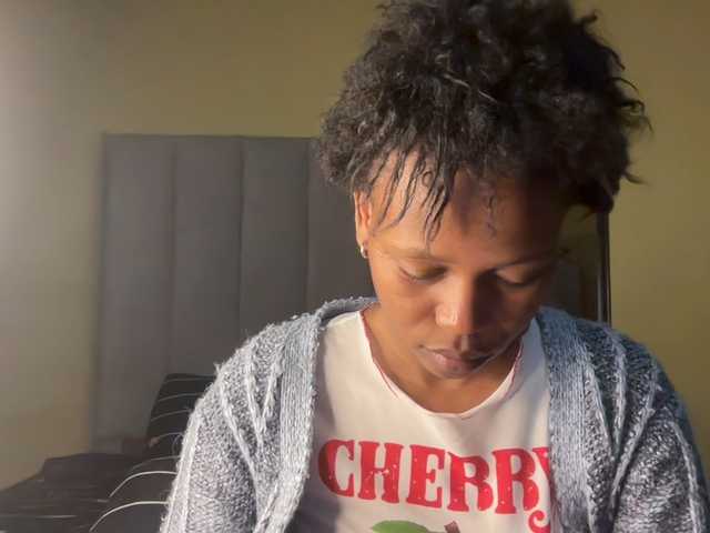 SexyBaddie live cam on BongaCams