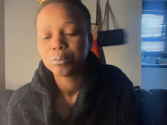 SexyBaddie live cam on BongaCams