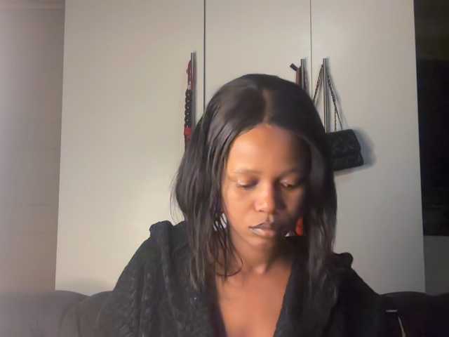 SexyBaddie live cam on BongaCams