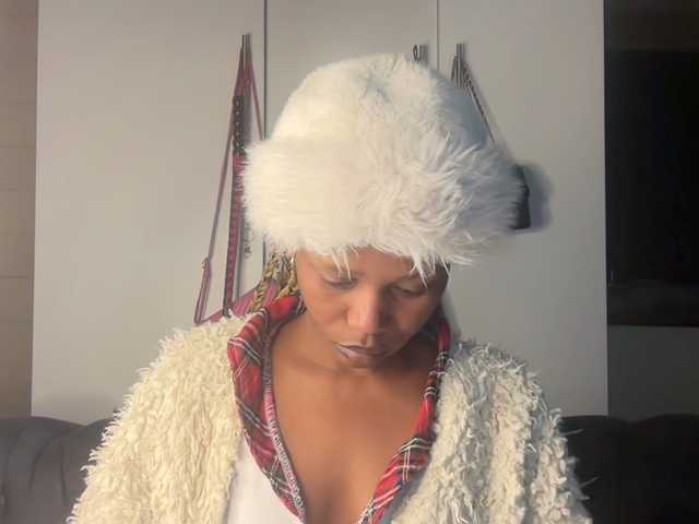 SexyBaddie live cam on BongaCams