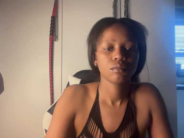 Sexyasszeee live cam preview