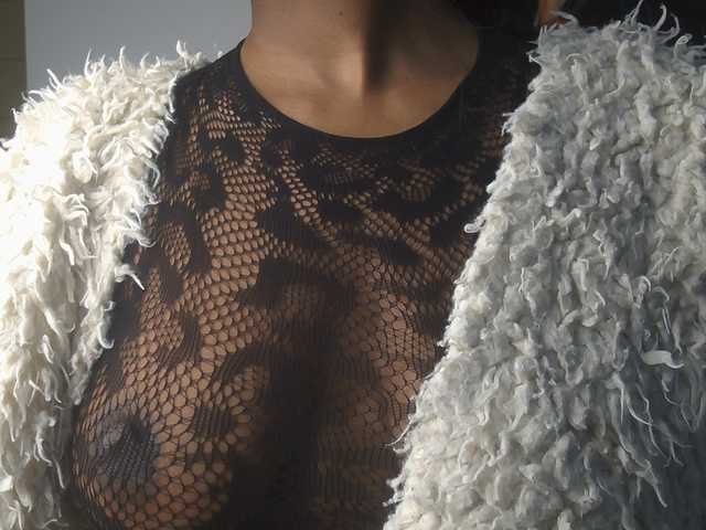SexyBaddie live cam on BongaCams