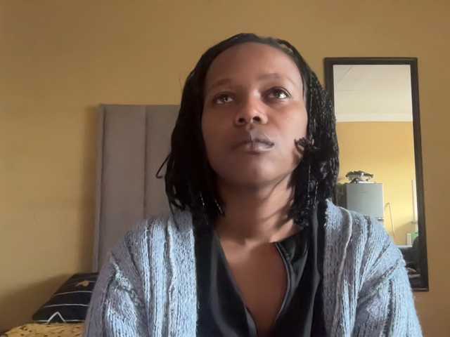 SexyBaddie live cam on BongaCams