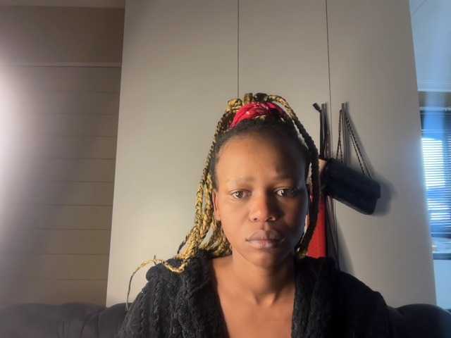 SexyBaddie live cam on BongaCams