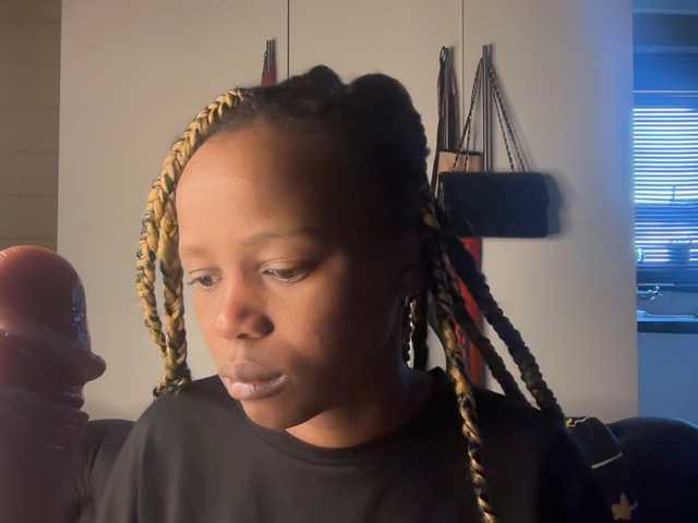 SexyBaddie live webcam show