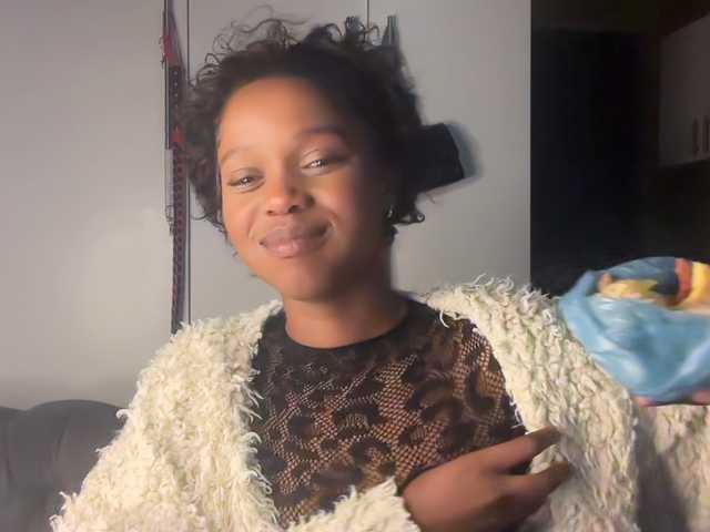 SexyBaddie live cam on BongaCams
