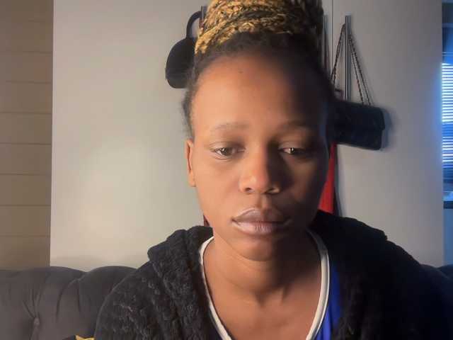 SexyBaddie live cam on BongaCams