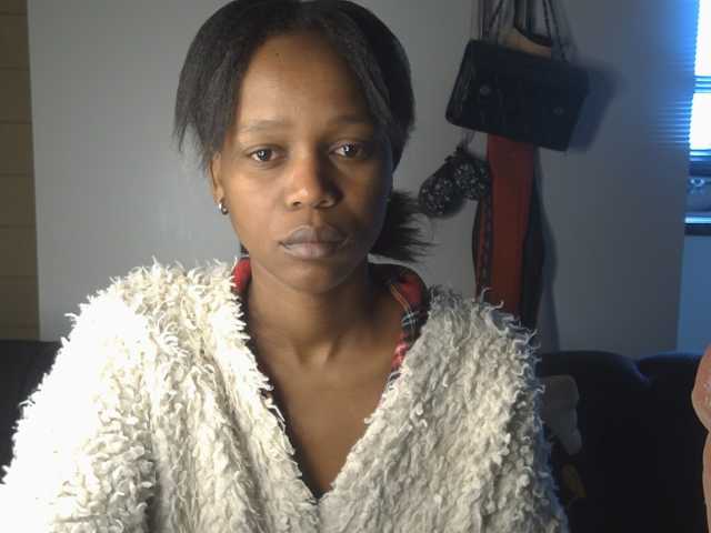 SexyBaddie live cam on BongaCams