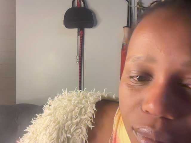 SexyBaddie live cam on BongaCams
