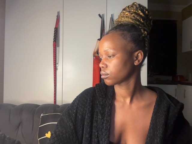 SexyBaddie Live Cam on BongaCams