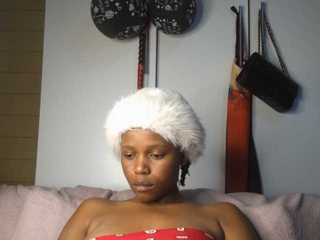SexyBaddie live cam on BongaCams