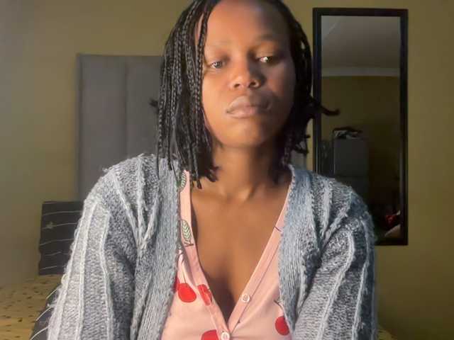 SexyBaddie live cam on BongaCams