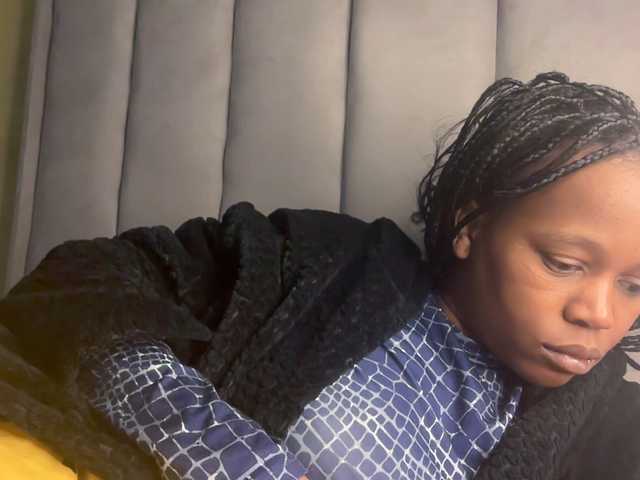 SexyBaddie live cam on BongaCams