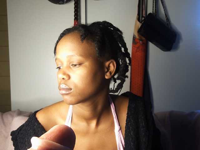 SexyBaddie live cam on BongaCams