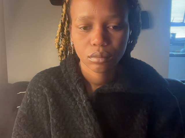 SexyBaddie live cam on BongaCams