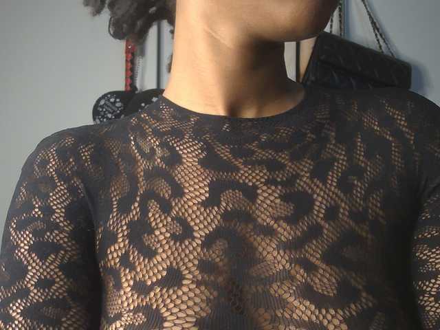 SexyBaddie live cam on BongaCams