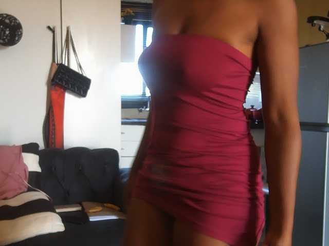 SexyBaddie live cam on BongaCams