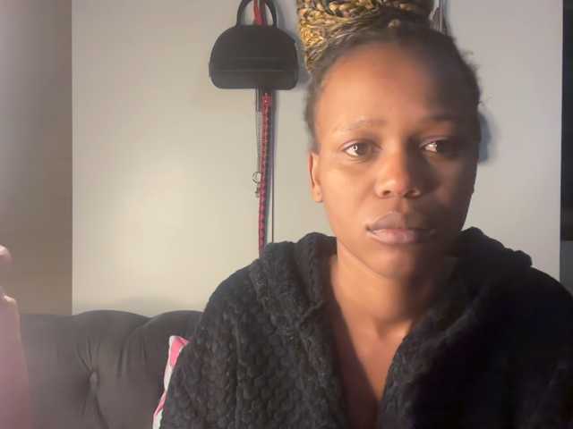 SexyBaddie live cam on BongaCams