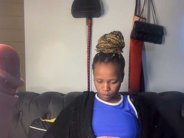 SexyBaddie live cam on BongaCams
