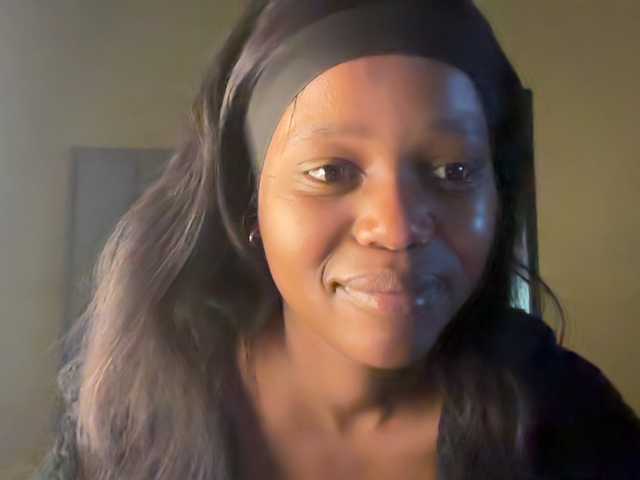 SexyBaddie live cam on BongaCams