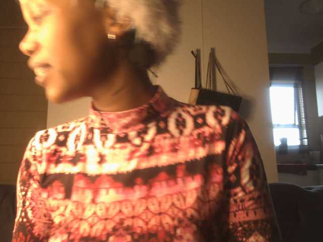 SexyBaddie live cam on BongaCams