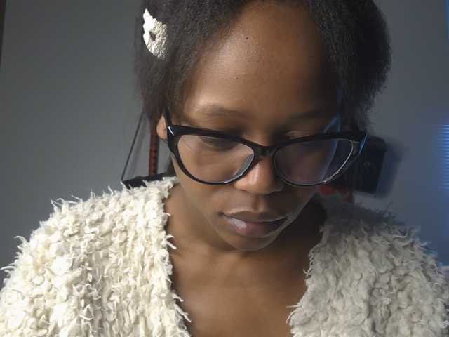 SexyBaddie live cam on BongaCams