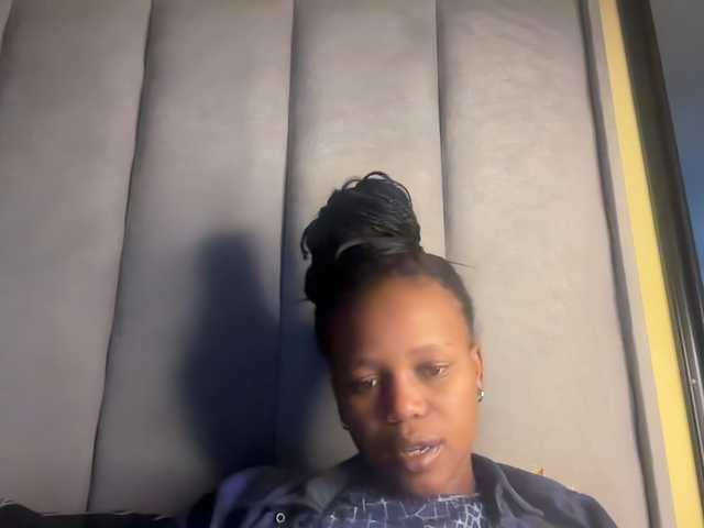SexyBaddie live cam on BongaCams