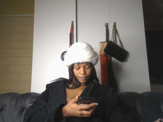 SexyBaddie live cam on BongaCams