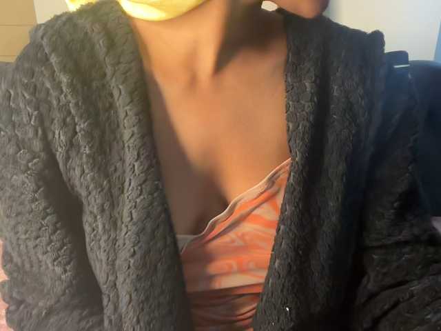 SexyBaddie live cam on BongaCams