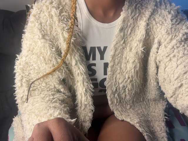 SexyBaddie live cam on BongaCams
