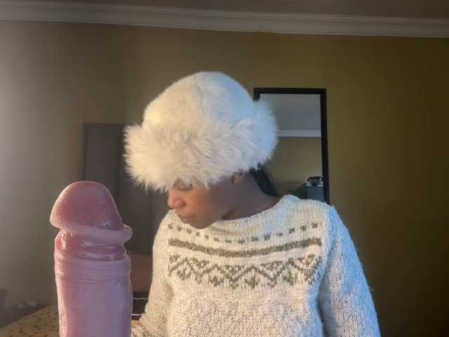 SexyBaddie live cam on BongaCams